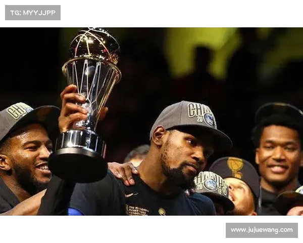 NBA近十年FMVP奖杯获得者,库里扬眉吐气 NBA近十年FMVP奖杯获得者,库里扬眉吐气